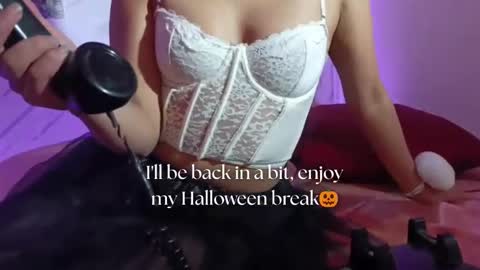 A P R I L online show from October 2025 12:15:01 PM