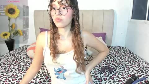 Snapshot of april_obssesion chatting on April 2026 04:23:01 PM April online show from April 2026 04:23:01 PM