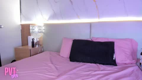 aprilgrey111 online show from February 2026 08:02:01 PM