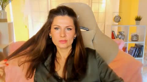 aprill_o_nill online show from January 2025 11:58:02 AM