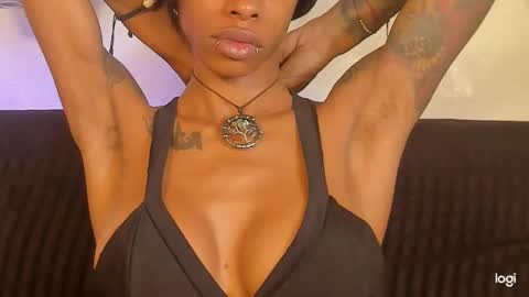 aprillebony319262 online show from February 2026 10:06:01 PM