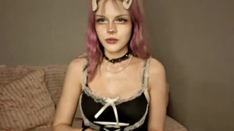Alice D online show from May 2026 07:44:01 PM
