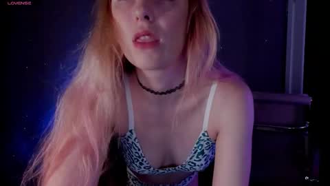 aqualen online show from November 2025 11:21:01 AM