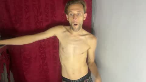 Snapshot of aquilesmade chatting on October 2025 04:15:02 PM Aquilesmade online show from October 2025 04:15:02 PM