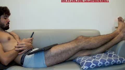 Snapshot of arabthickestdick1 chatting on February 2025 03:05:01 PM Shaani online show from February 2025 03:05:01 PM