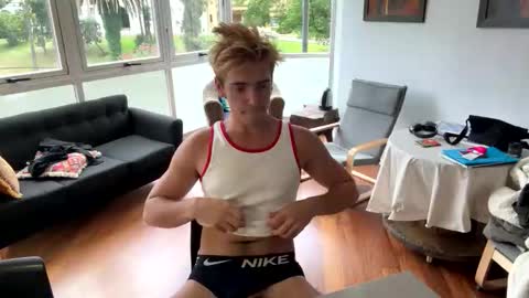 Snapshot of archievirt chatting on January 2026 08:54:02 PM Archie online show from January 2026 08:54:02 PM