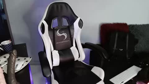 Snapshot of ardat_lili69 chatting on January 2025 03:48:01 PM Ardat lili69 online show from January 2025 03:48:01 PM