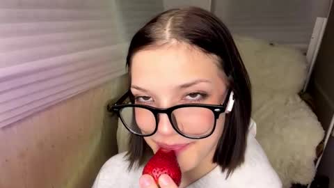 Snapshot of ardisparty chatting on February 2026 09:46:01 PM Caroline online show from February 2026 09:46:01 PM