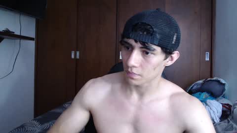 Snapshot of ares_aestheticgod chatting on December 2024 09:01:01 PM Ares D online show from December 2024 09:01:01 PM