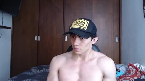 Snapshot of ares_aestheticgod chatting on December 2024 07:37:02 PM Ares D online show from December 2024 07:37:02 PM