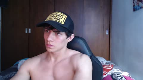 Snapshot of ares_aestheticgod chatting on December 2024 06:57:02 PM Ares D online show from December 2024 06:57:02 PM