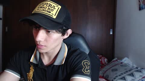 Snapshot of ares_aestheticgod chatting on January 2025 02:15:02 AM Ares D online show from January 2025 02:15:02 AM
