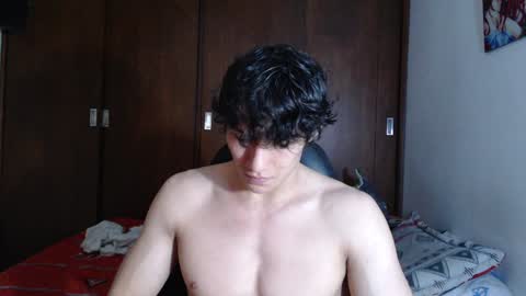 Snapshot of ares_aestheticgod chatting on January 2025 04:34:01 AM Ares D online show from January 2025 04:34:01 AM