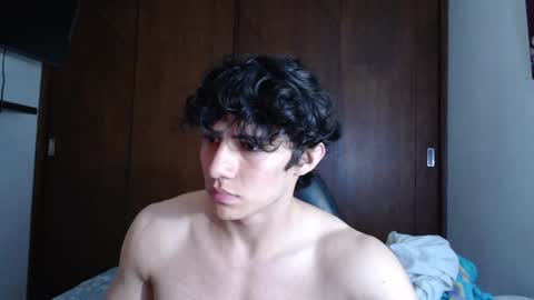 Snapshot of ares_aestheticgod chatting on February 2025 02:26:01 AM Ares D online show from February 2025 02:26:01 AM