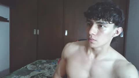 Snapshot of ares_aestheticgod chatting on October 2025 02:43:02 AM Ares D online show from October 2025 02:43:02 AM