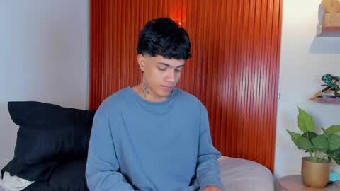 aress444 online show from September 2025 02:33:01 AM