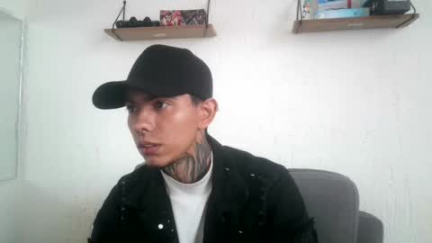 Snapshot of aress_1 chatting on November 2025 12:27:01 PM Ares online show from November 2025 12:27:01 PM