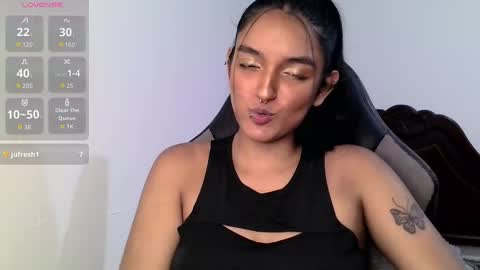 Bella online show from October 2025 11:44:02 PM
