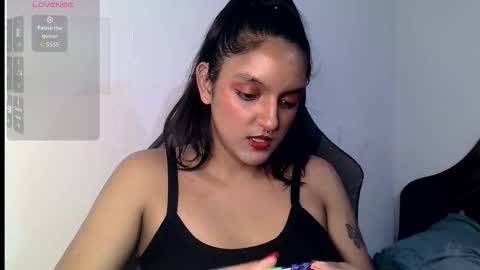 Bella online show from October 2025 11:37:01 PM