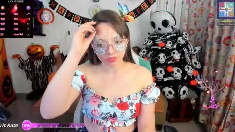 Linda online show from October 2025 01:26:01 AM