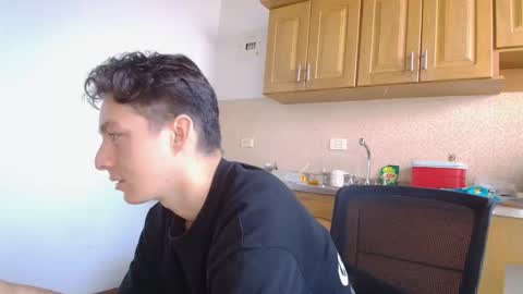 aria_arthur online show from October 2025 12:27:01 PM