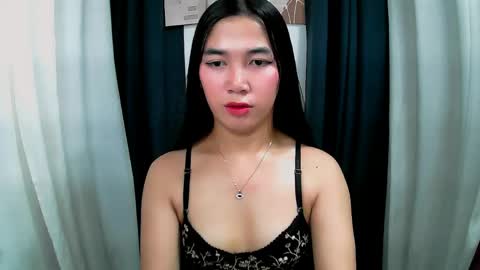 Snapshot of aria_fucks chatting on April 2026 12:47:02 PM ARIA online show from April 2026 12:47:02 PM