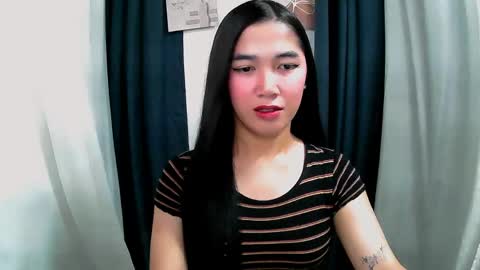 Snapshot of aria_fucks chatting on May 2026 11:40:01 AM ARIA online show from May 2026 11:40:01 AM