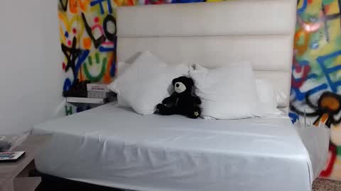 Snapshot of aria_martiin chatting on December 2024 11:49:01 AM aria online show from December 2024 11:49:01 AM