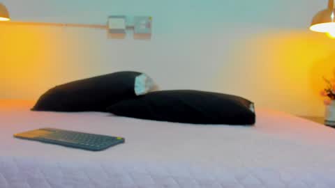 Snapshot of aria_millers1 chatting on April 2026 12:14:02 PM aria_millers1 online show from April 2026 12:14:02 PM