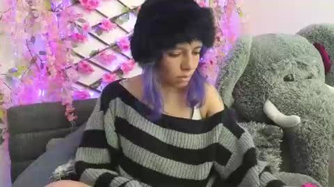 aria_silk online show from July 2026 09:54:01 PM