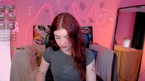 aria_voss_ online show from May 2026 07:11:01 PM