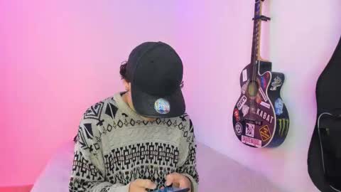 Snapshot of aria_x_orien chatting on February 2026 05:09:02 PM Aria and Orien online show from February 2026 05:09:02 PM