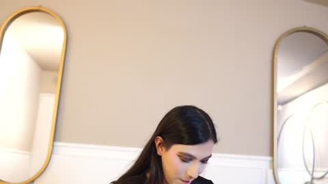 Ariaa online show from July 2026 06:54:02 PM