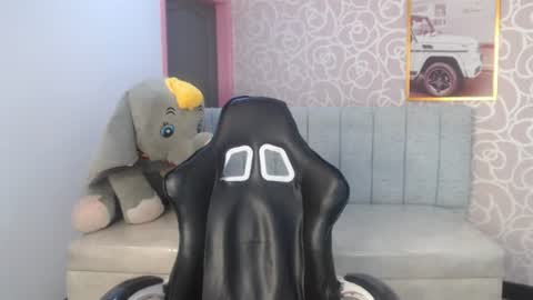 Snapshot of ariabliss_ch chatting on June 2026 03:17:01 AM ariabliss_ch online show from June 2026 03:17:01 AM