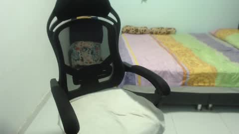 ...Ariana... online show from March 2025 08:21:02 PM