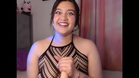 Ari online show from November 2025 05:21:01 AM