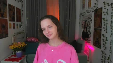 Ariadna online show from February 2025 05:04:01 AM