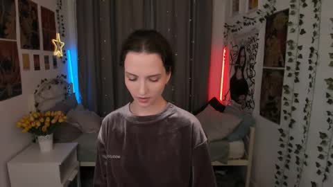 Ariadna online show from September 2025 10:20:01 PM