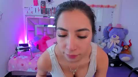 ariadnacappelletty online show from May 2026 04:13:01 PM