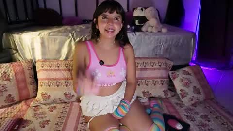 Snapshot of ariamoonlight chatting on June 2026 05:39:02 PM online show from June 2026 05:39:02 PM