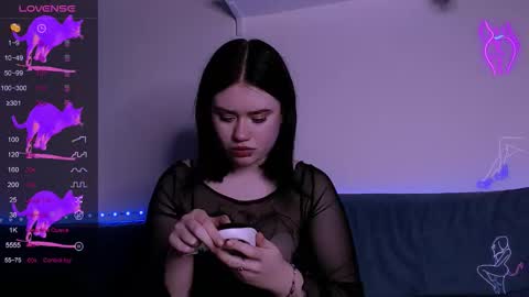 Snapshot of ariamorgan_ chatting on October 2025 03:24:02 PM Aria online show from October 2025 03:24:02 PM