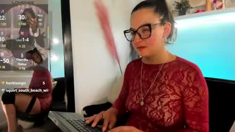 Snapshot of ariana_blonde_ chatting on July 2026 07:39:01 PM Ariana blonde online show from July 2026 07:39:01 PM