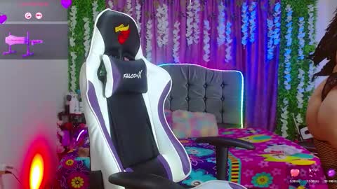 Ariana online show from October 2025 03:47:02 PM