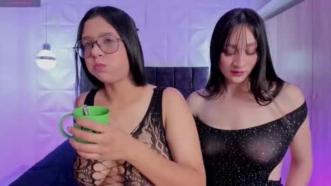 Snapshot of ariana_michel_ chatting on November 2025 03:44:01 PM ariana_michel_ online show from November 2025 03:44:01 PM