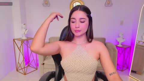 Snapshot of ariana_monroe01 chatting on May 2026 04:12:01 PM Ariana online show from May 2026 04:12:01 PM