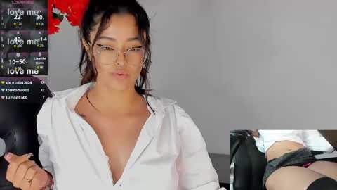 Ariana  online show from December 2024 11:13:01 PM