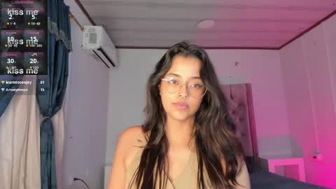 Ariana  online show from December 2024 11:12:02 PM