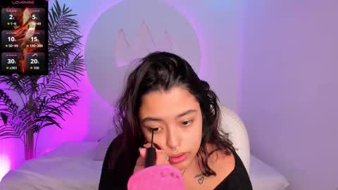 Ariana  online show from November 2025 12:25:01 PM