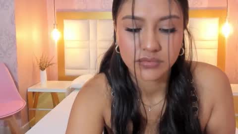 Ariana but i preffer Ari  online show from March 2026 03:25:02 AM