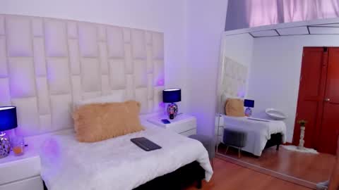  ariana  online show from February 2025 09:18:02 PM